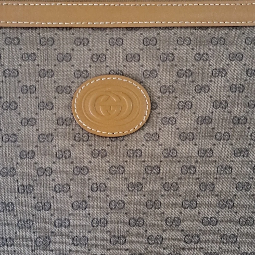 Authentic Vintage Gucci Document Folder Italy